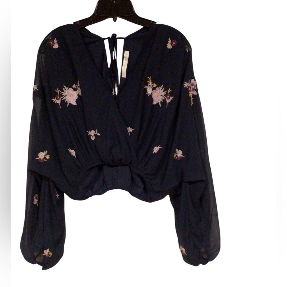 Altr’d State size XS Floral Embroidered Navy Top with butterfly sheer sleeves